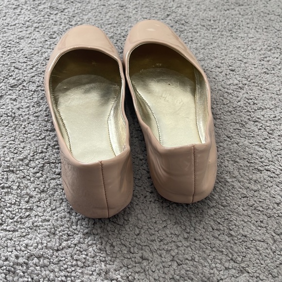 women’s tan flats size 8.5 - Picture 3 of 4
